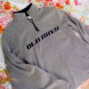Old Navy SweatShirt size Medium 🙌